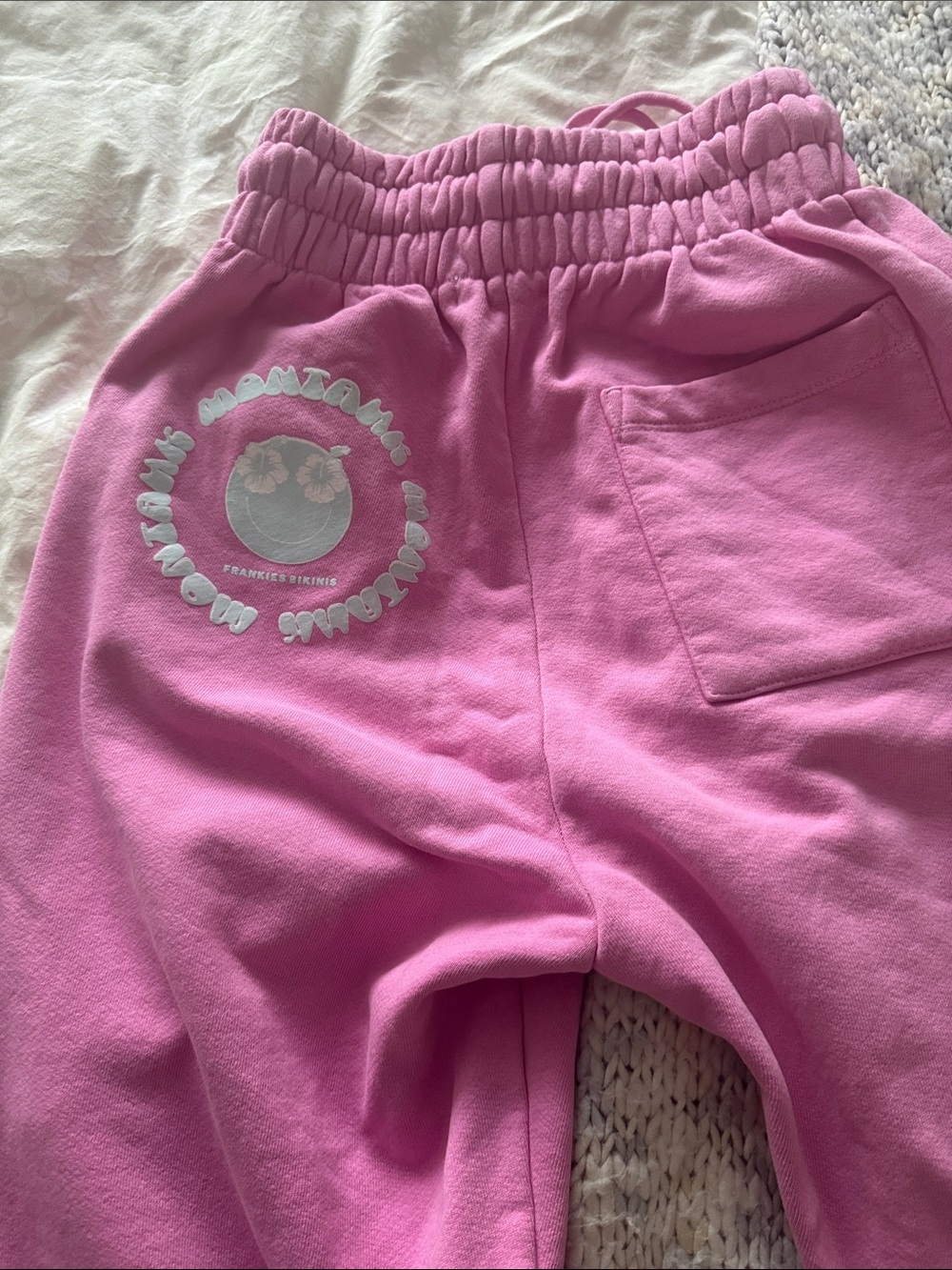 Frankie's Bikinis Pink Graphic Joggers size 2